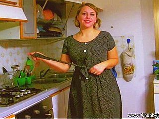 Housewife Blowjob Newcomer disabuse of The 1950's!