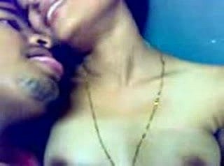 Cute Kerala aunty's Bristols increased hard by Pussy show captured hard by will not hear of BF